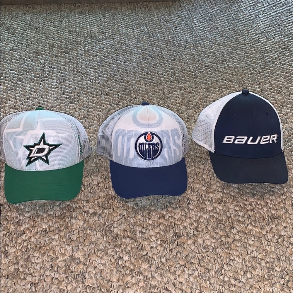 Dallas stars, Oilers and Bauer hat